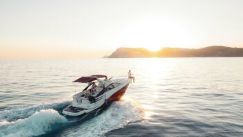 Axopar 37 Sun-Top – bateau prestige