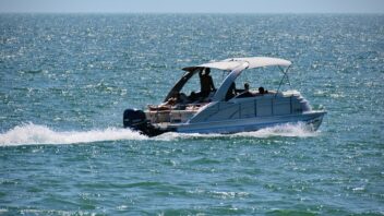 Bénéteau Flyer 8 Sundeck – bateau rigide