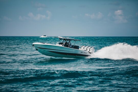 Jeanneau Cap Camarat 7.5 WA – bateau rigide